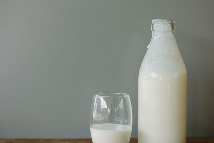 Kefir is a healthy drink that is recommended to be included in the daily diet.