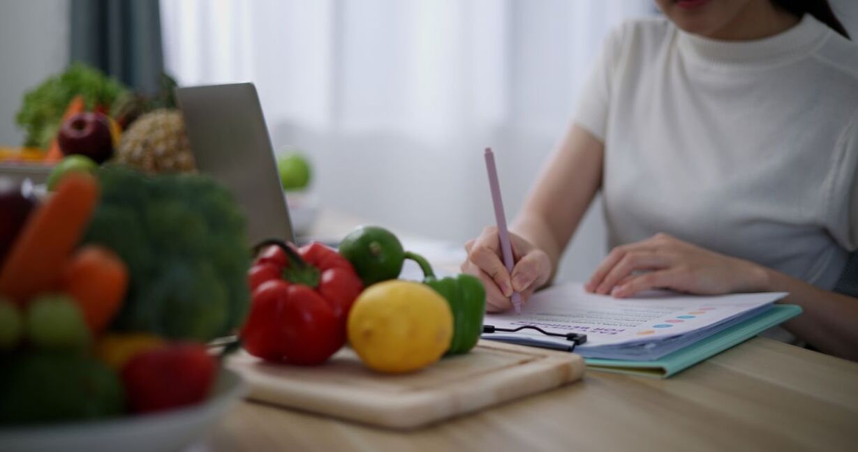 Maintenance of a weight loss diary